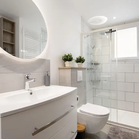 La Maison De Lecume Renovated Family House With Garden *